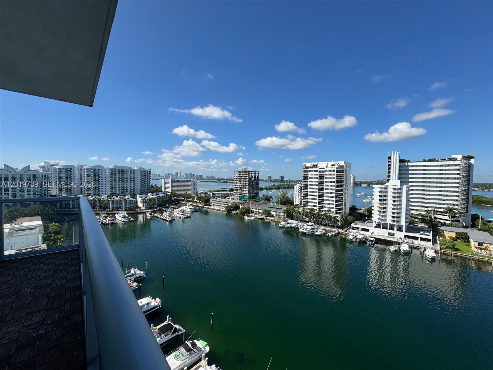 image Eloquence on the Bay17