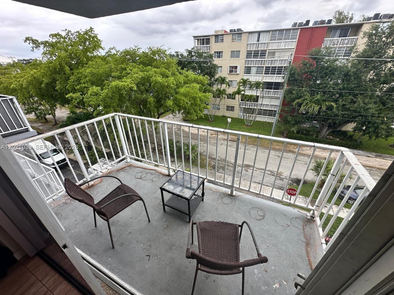 1470 NE 125th Ter #412