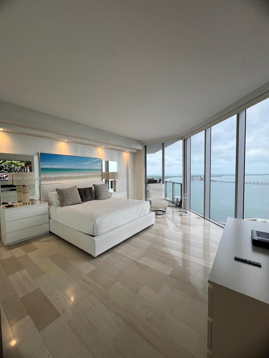 image Brickell House11
