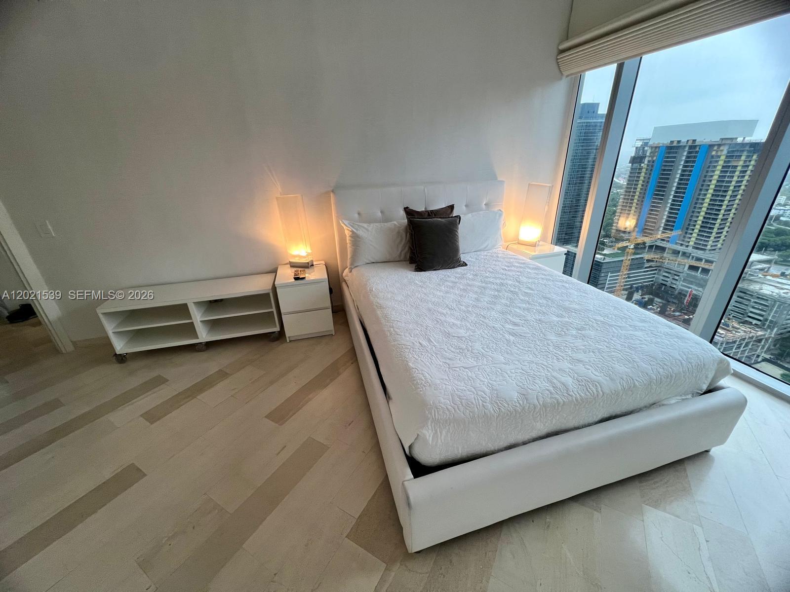 image Brickell House19