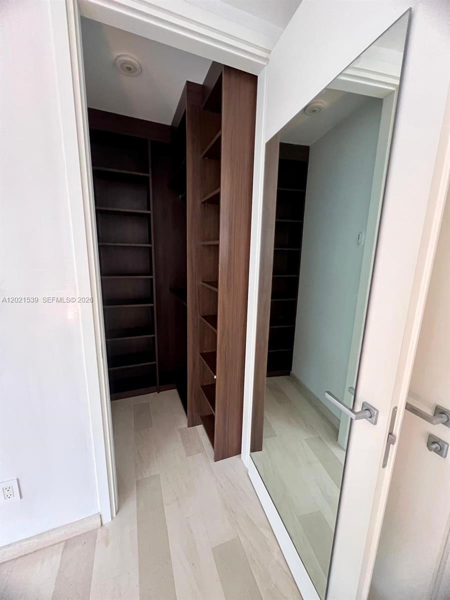 image Brickell House21