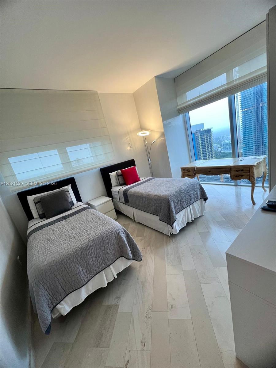 image Brickell House23