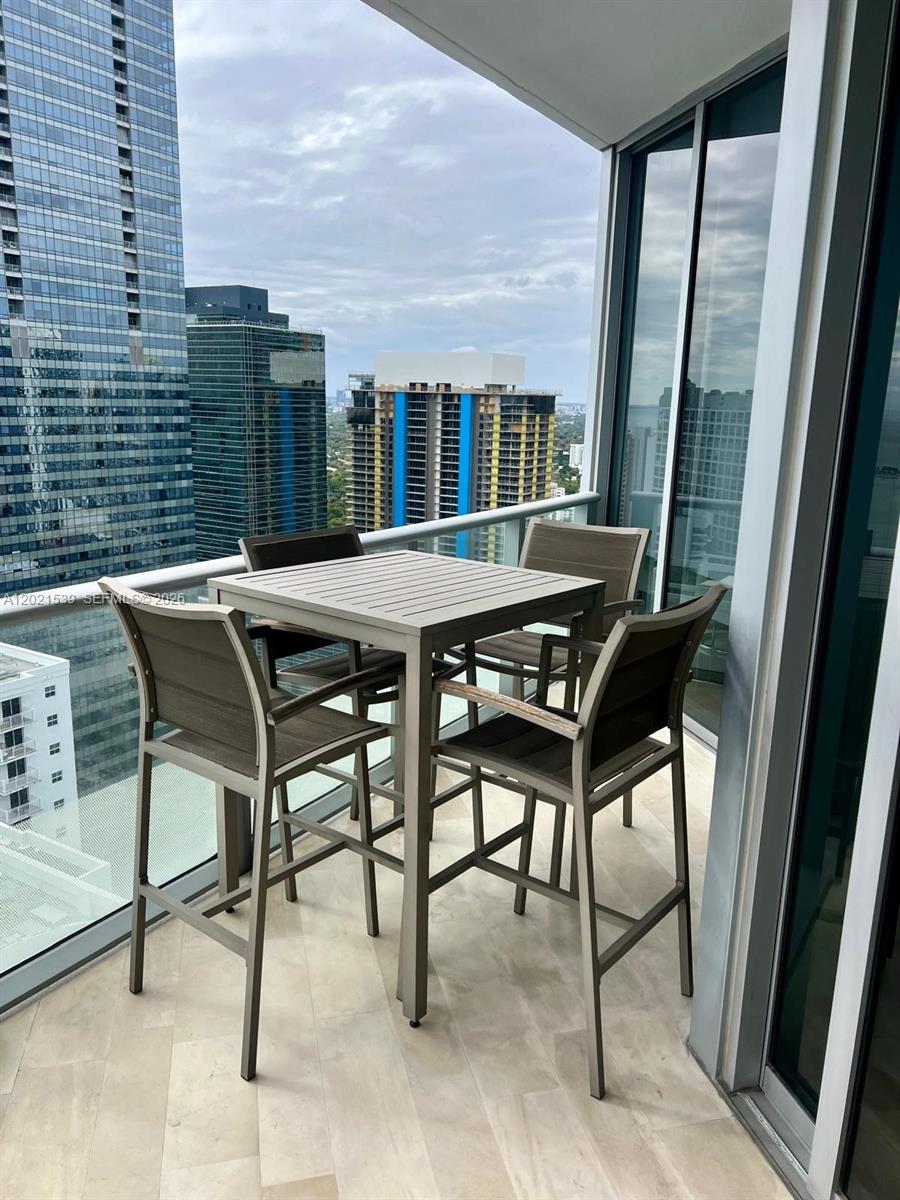 image Brickell House28