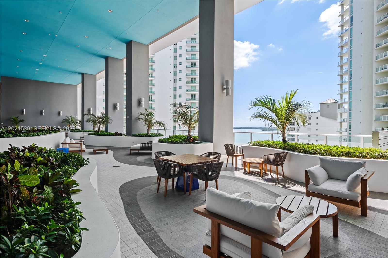image Brickell House36