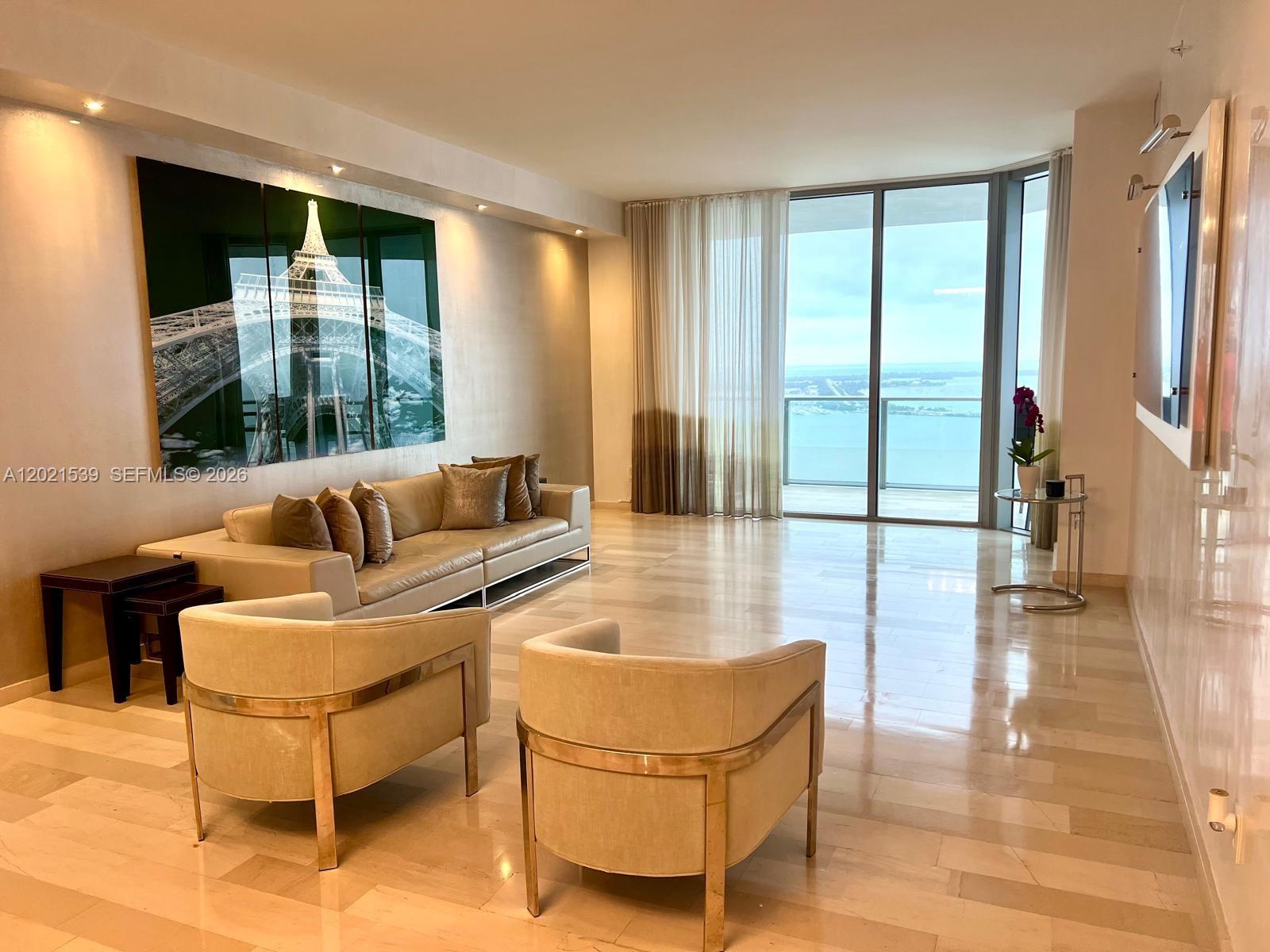 image Brickell House3
