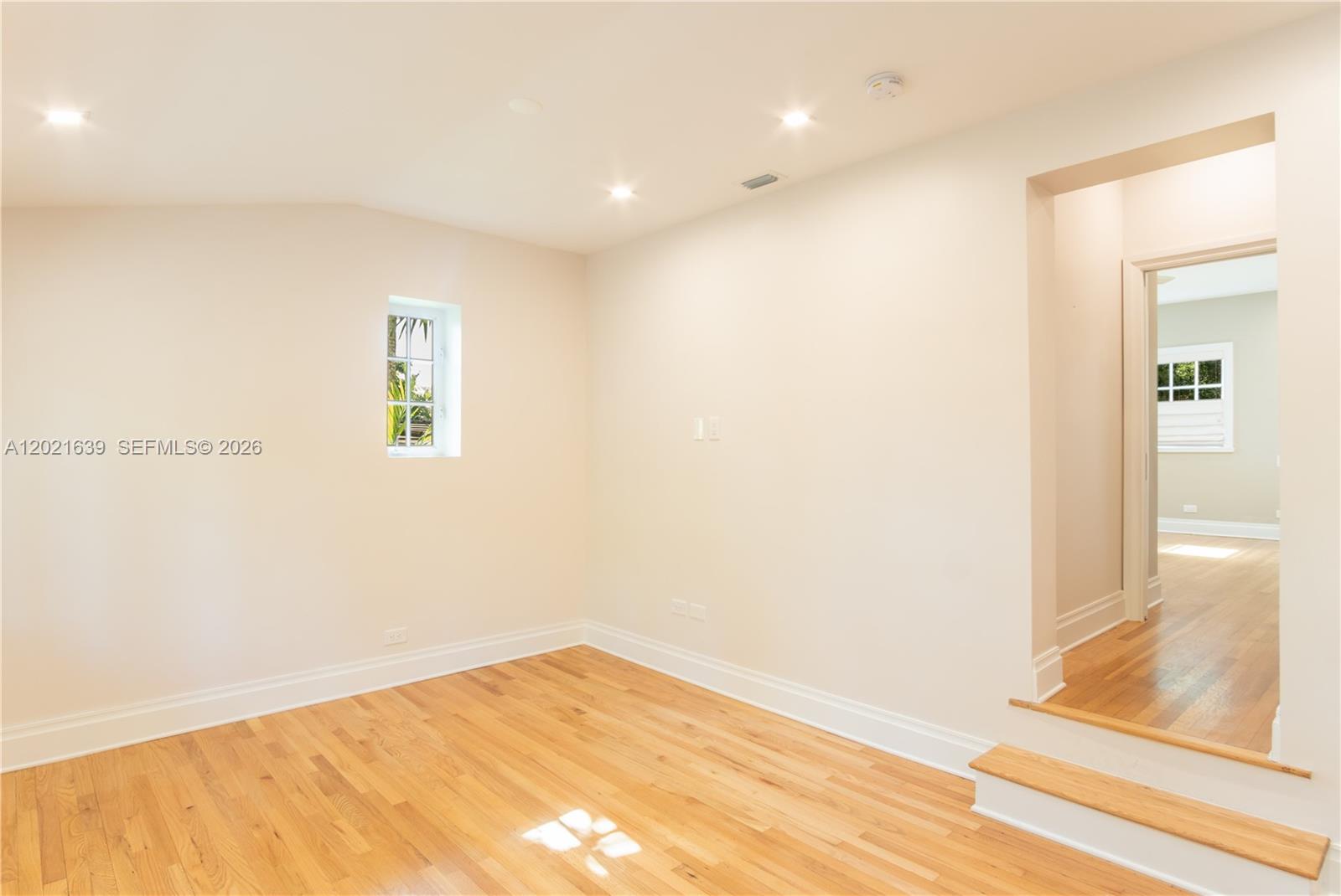 1257 Mariola Ct Coral Gables, FL 33134
