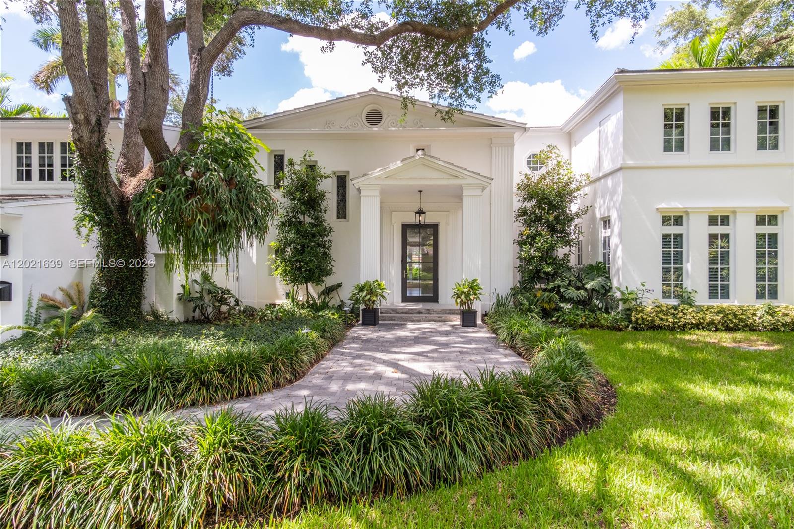 1257 Mariola Ct Coral Gables, FL 33134