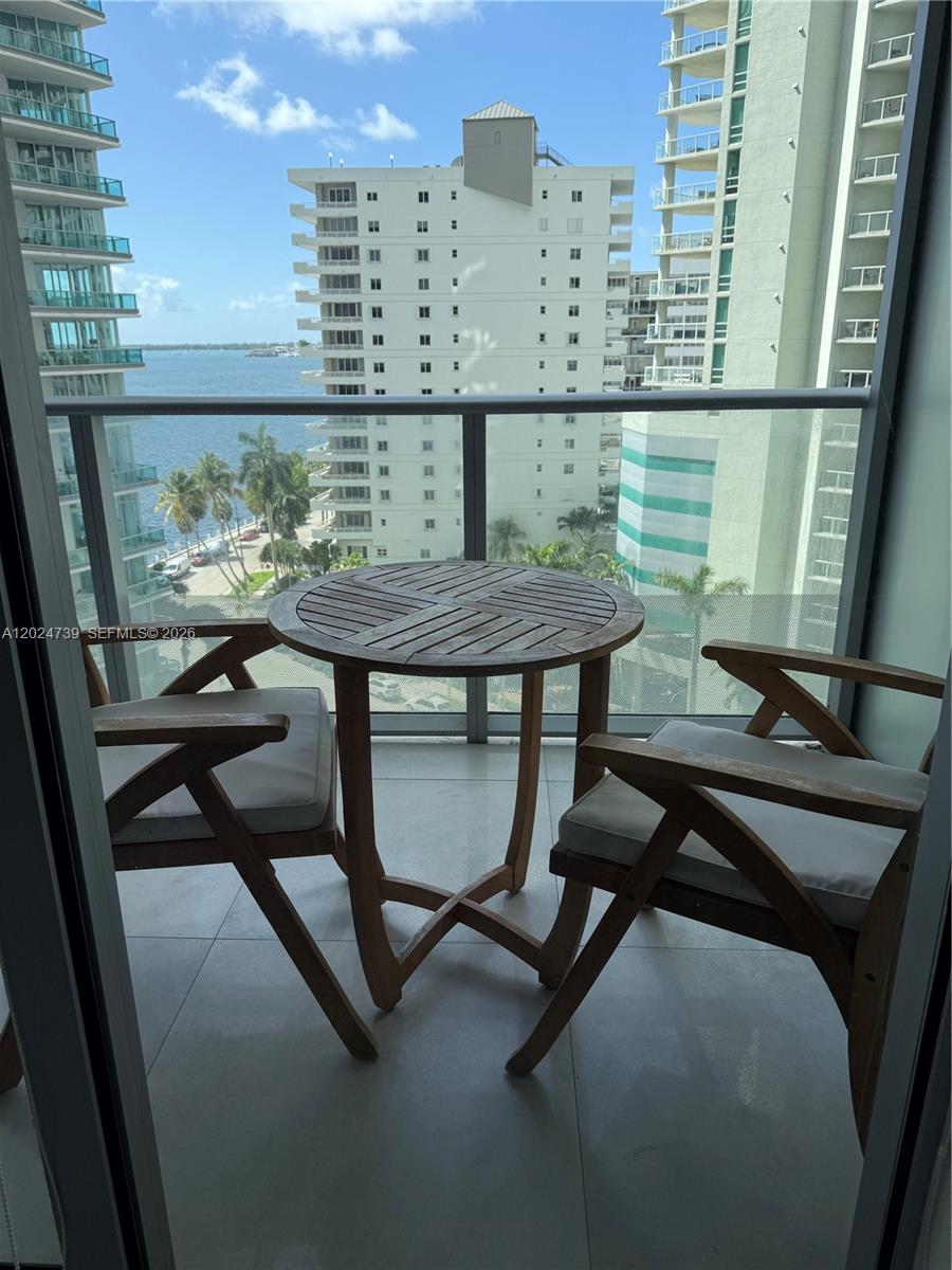 image Brickell House15