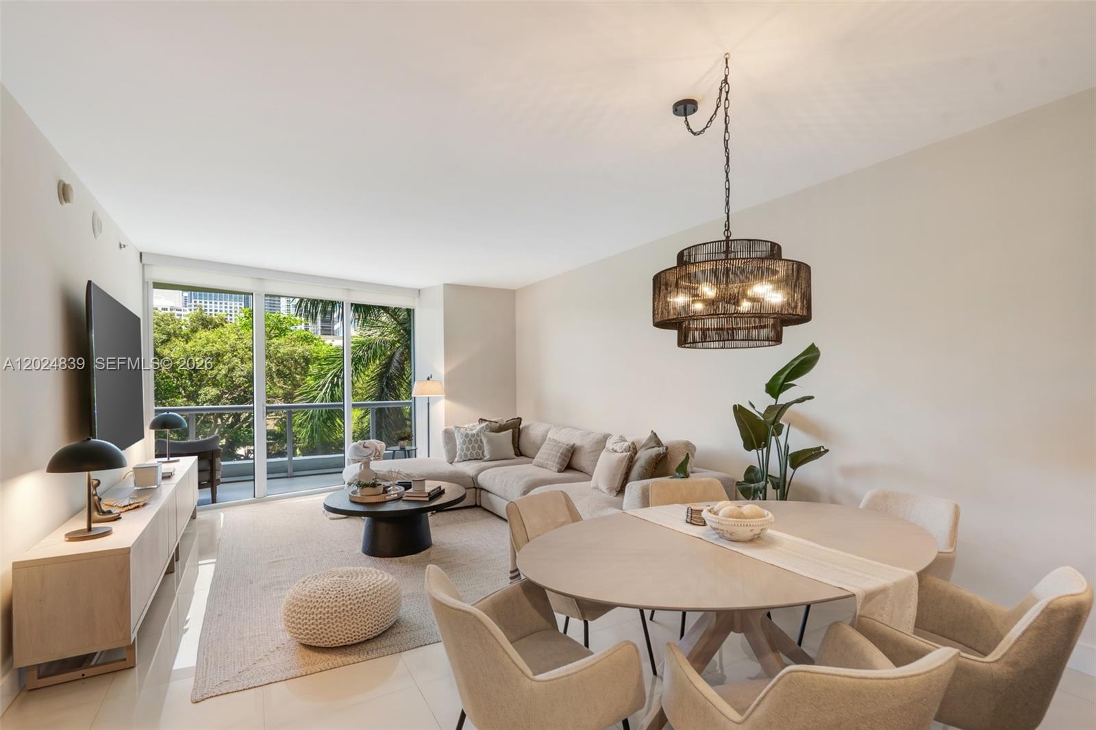 495 Brickell Ave #409 Miami, FL 33131