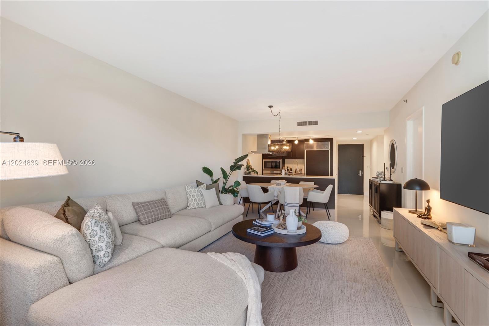 495 Brickell Ave #409 Miami, FL 33131