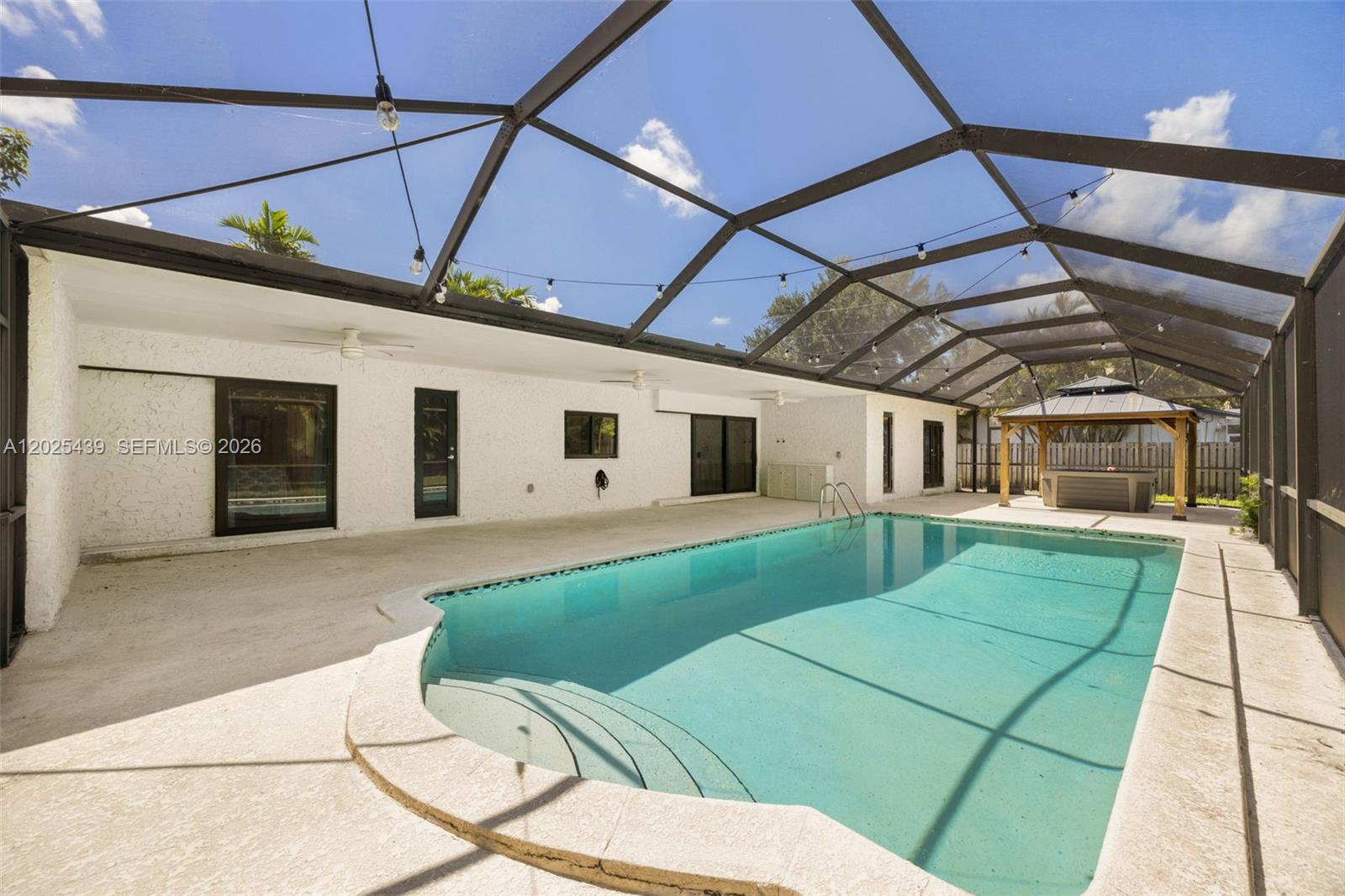 14700 Sailfish Dr Coral Gables, FL 33158