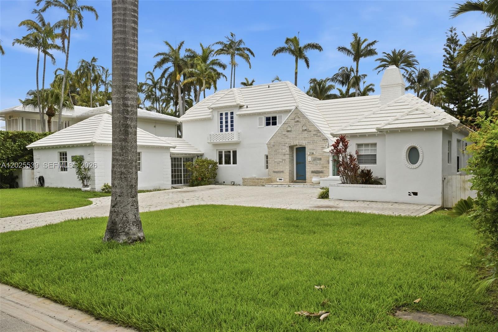 2535 Sunset Miami Beach, FL 33140