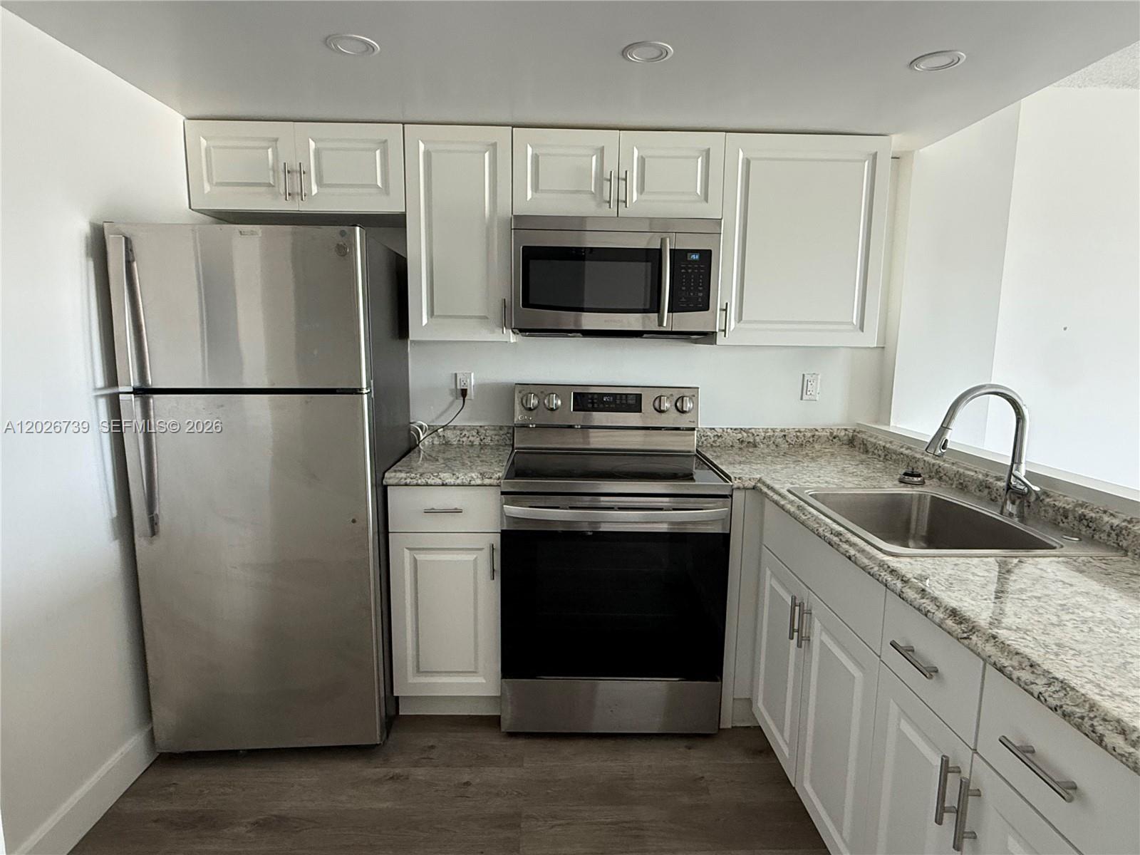 16465 NE 22nd Ave #610