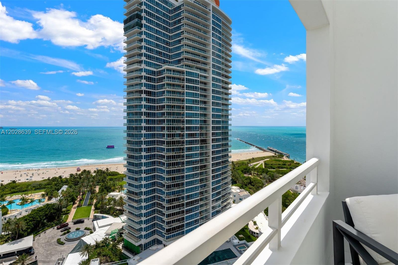 400 S Pointe Dr #PH2502 Miami Beach, FL 33139
