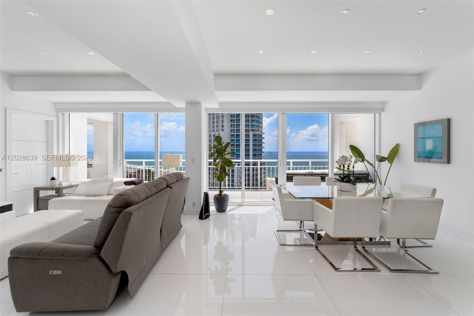 400 S Pointe Dr #PH2502 Miami Beach, FL 33139