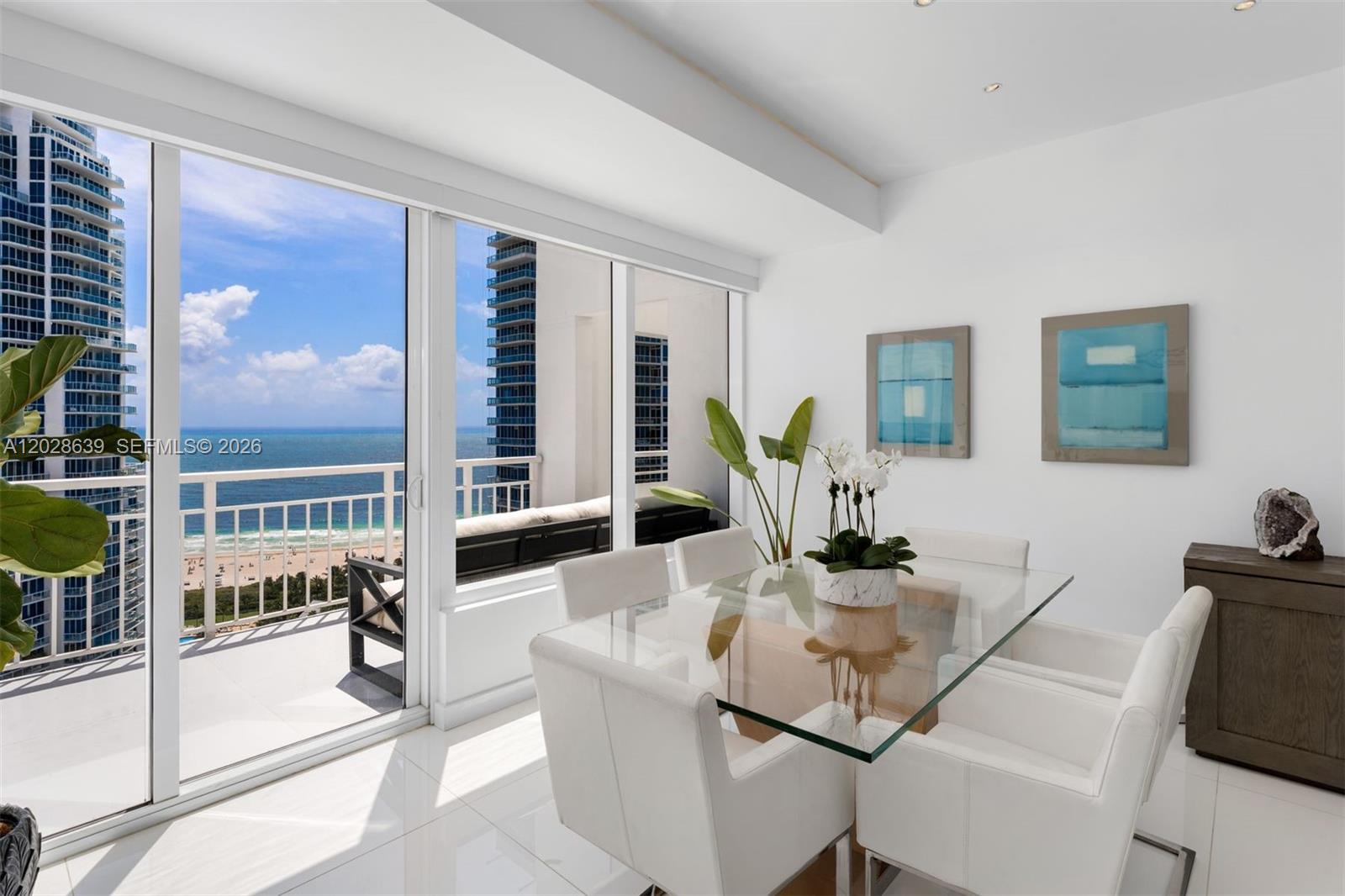 400 S Pointe Dr #PH2502 Miami Beach, FL 33139