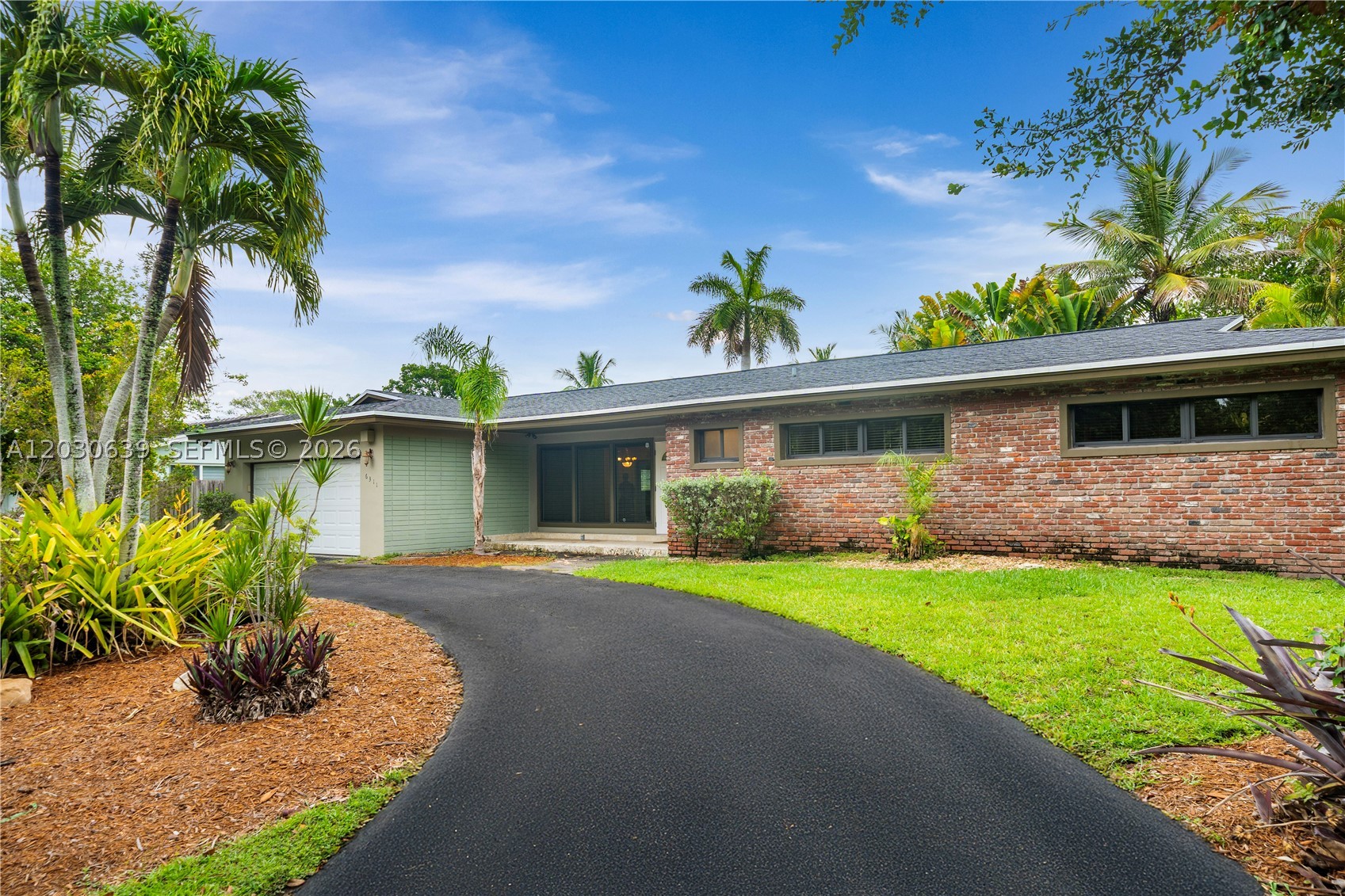 6311 SW 65th Ave South Miami, FL 33143