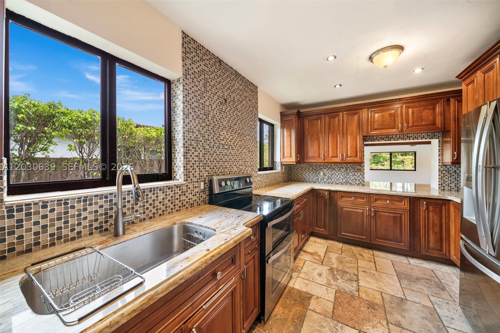 6311 SW 65th Ave South Miami, FL 33143
