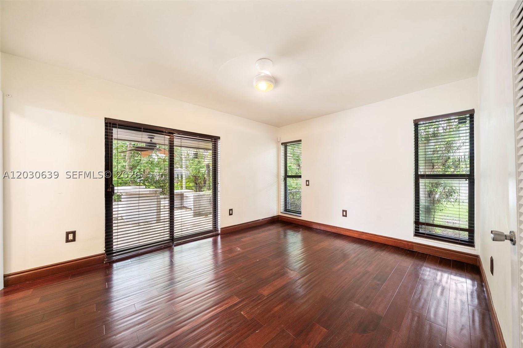6311 SW 65th Ave South Miami, FL 33143