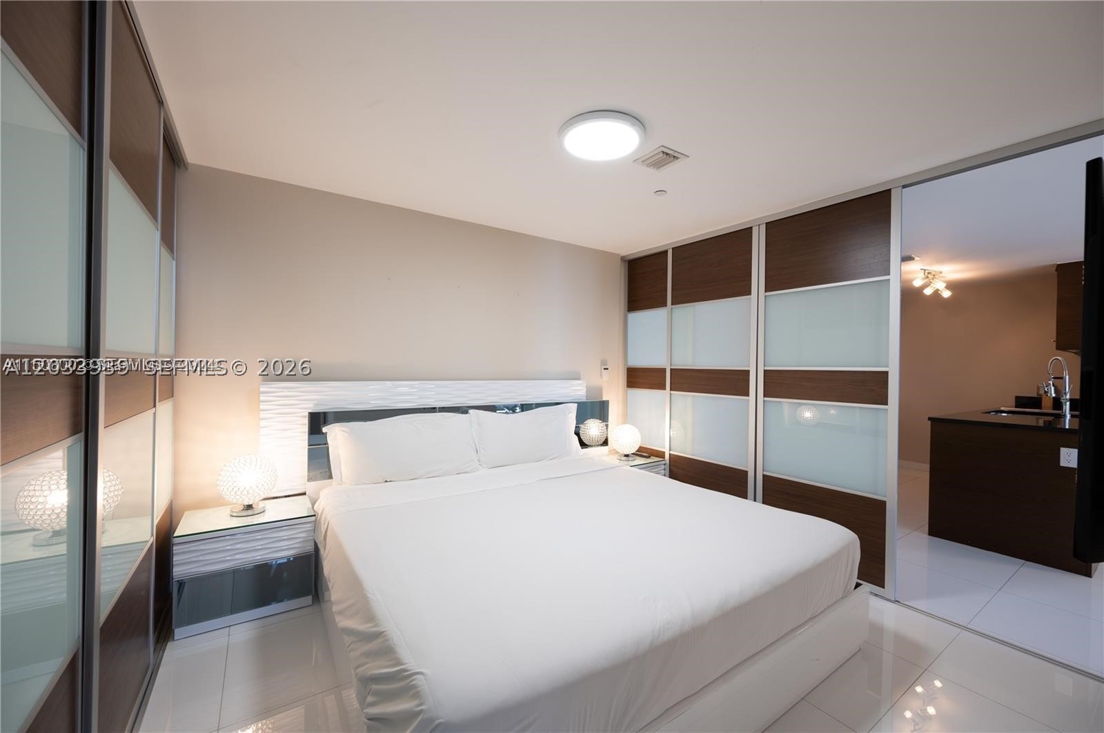 485 Brickell Ave #3109 Miami, FL 33131