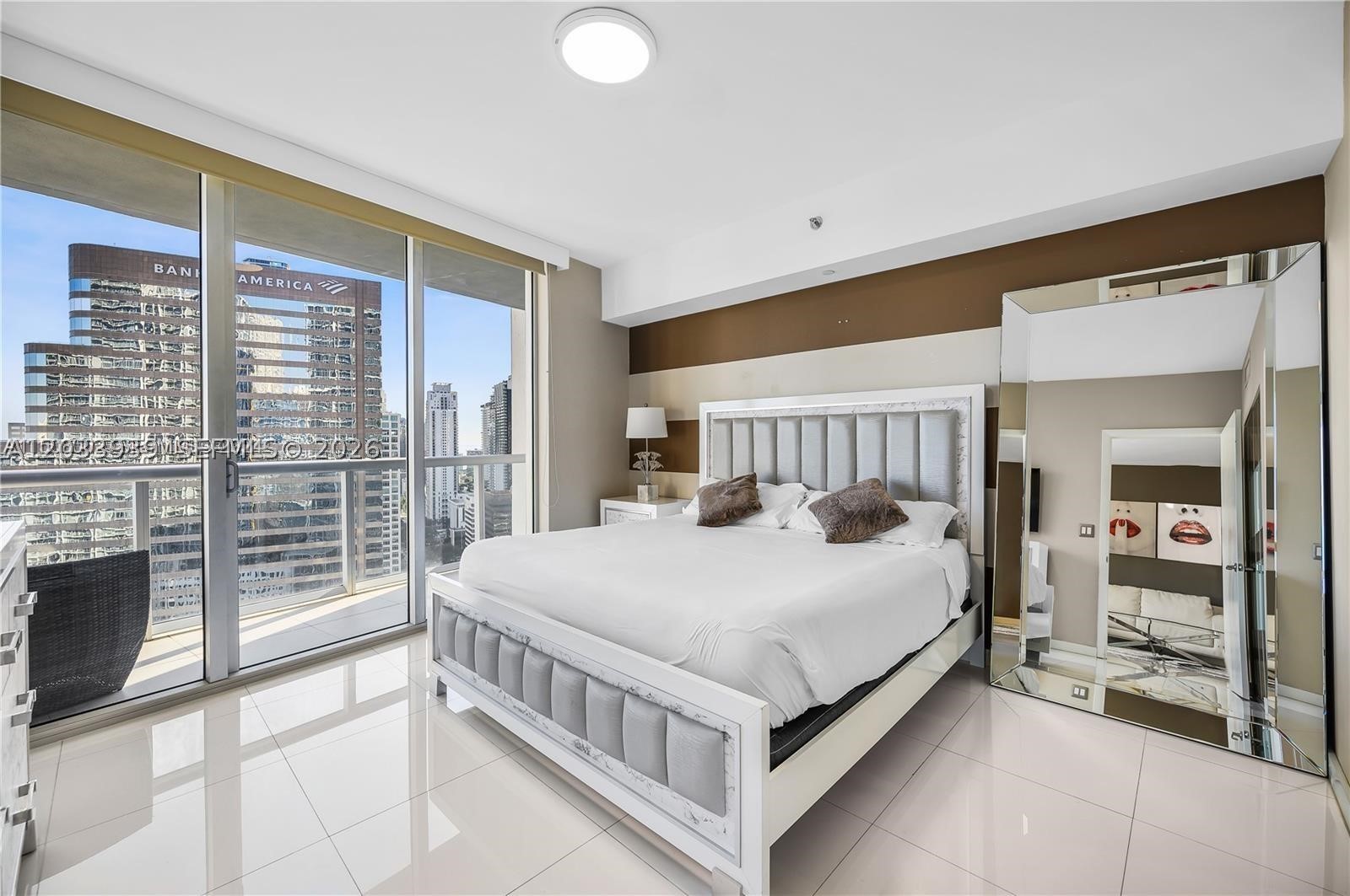 485 Brickell Ave #3109 Miami, FL 33131