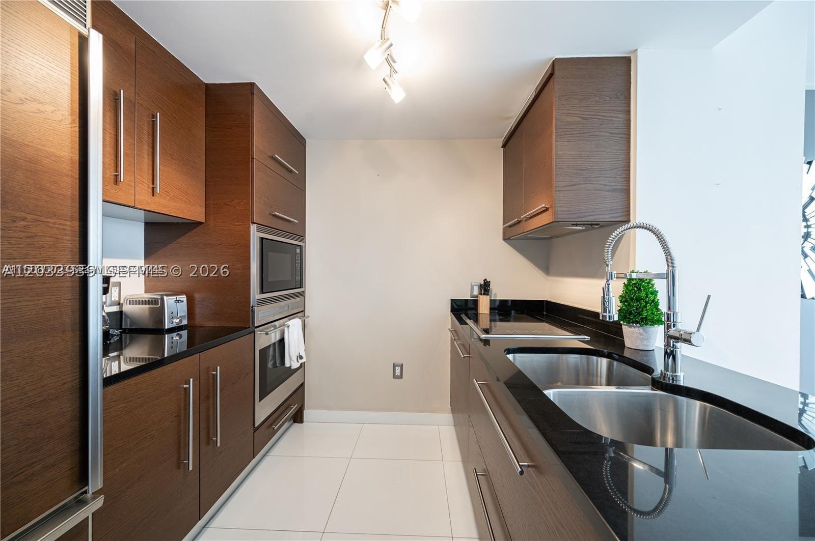 485 Brickell Ave #3109 Miami, FL 33131