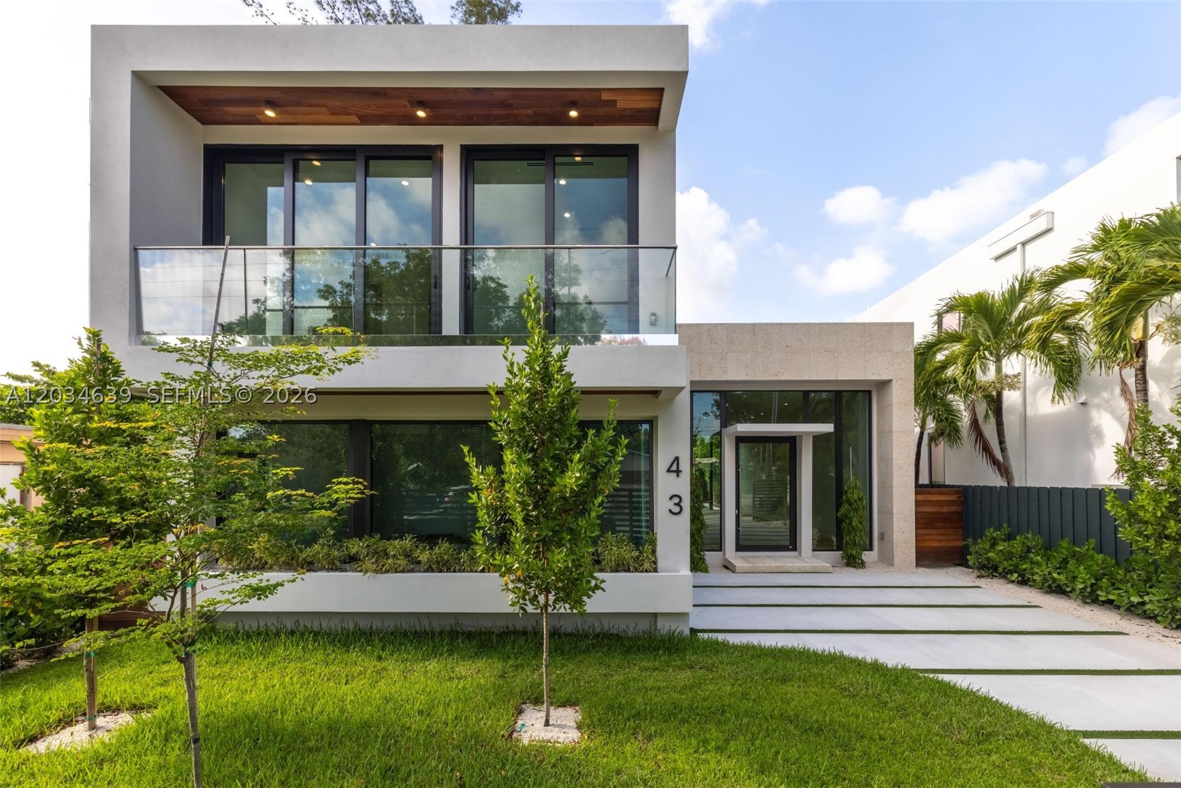 43 NW 42nd St Miami, FL 33127