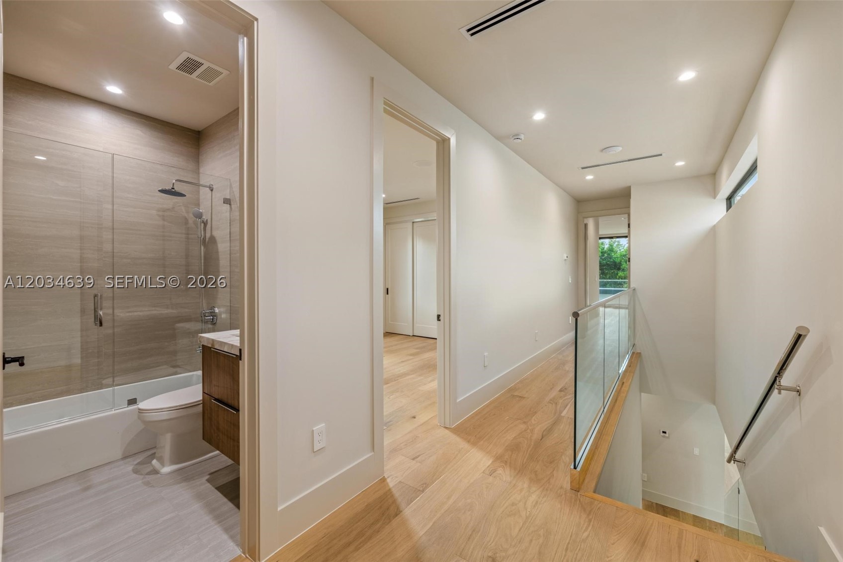43 NW 42nd St Miami, FL 33127