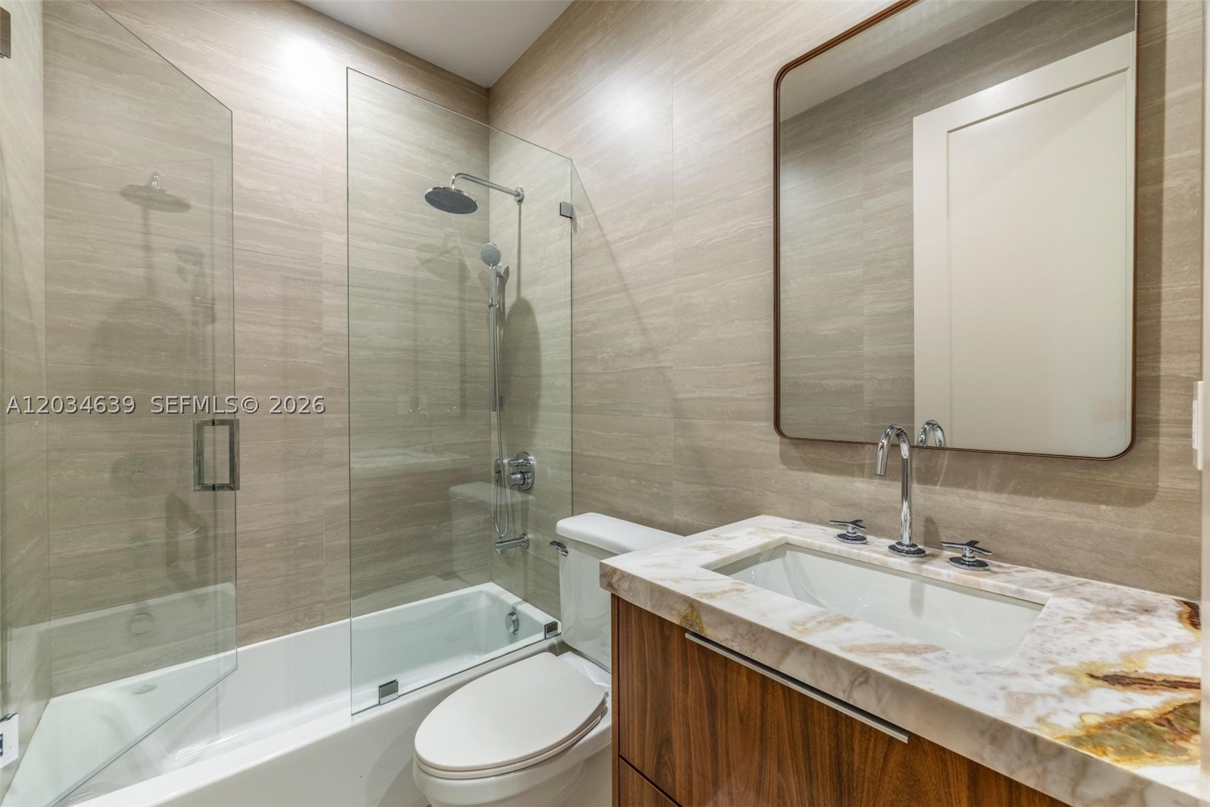 43 NW 42nd St Miami, FL 33127