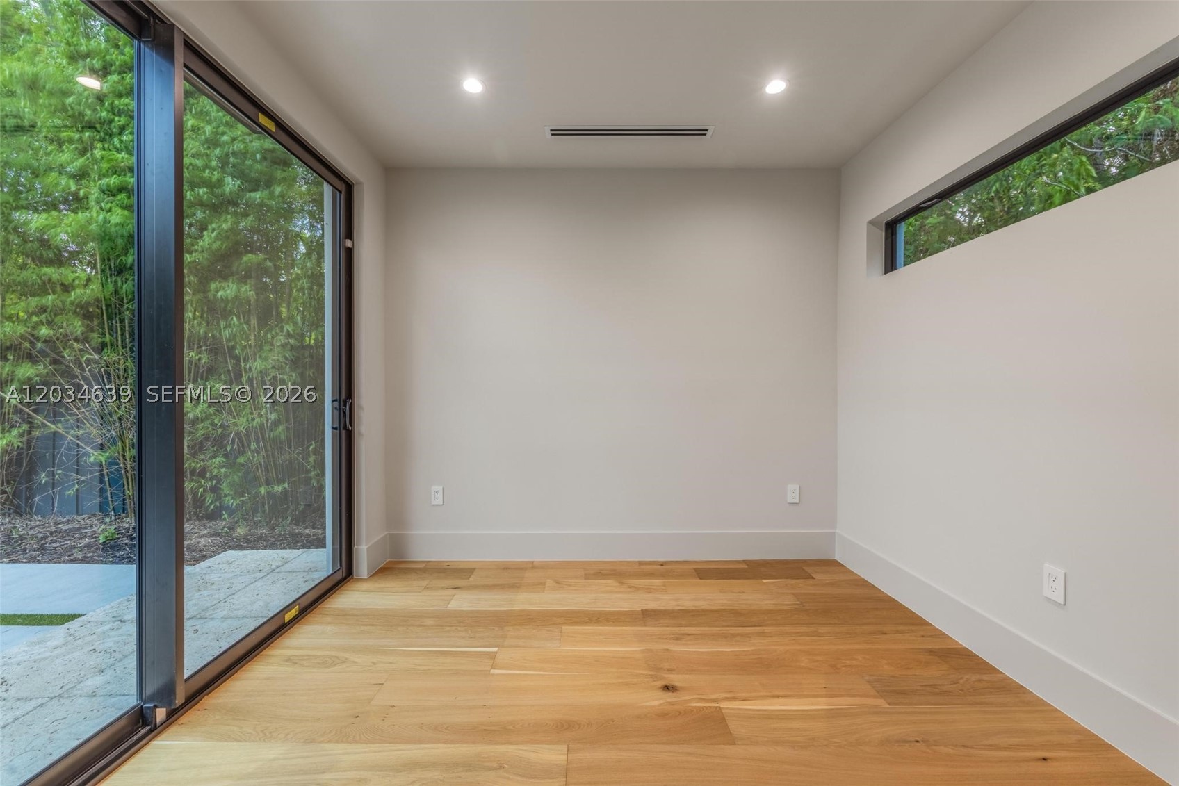 43 NW 42nd St Miami, FL 33127