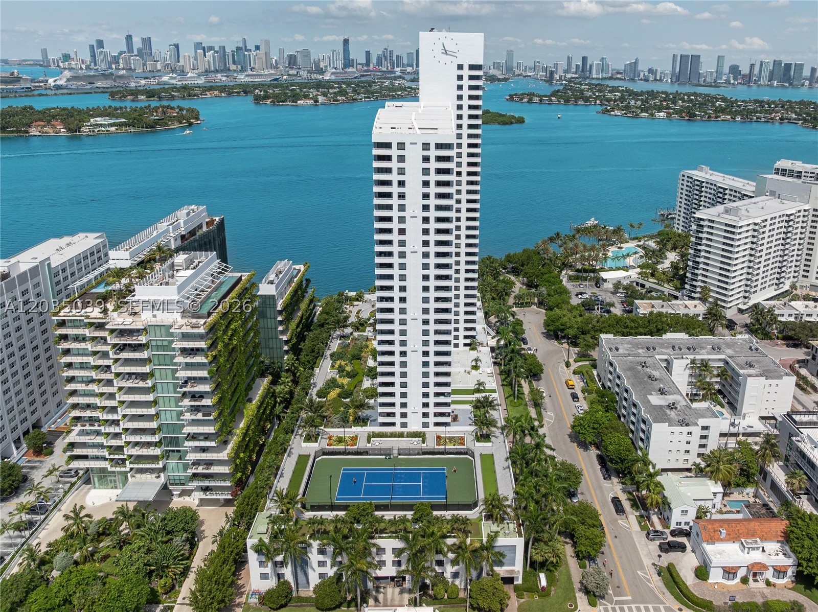 image The Waverly at South Beach38