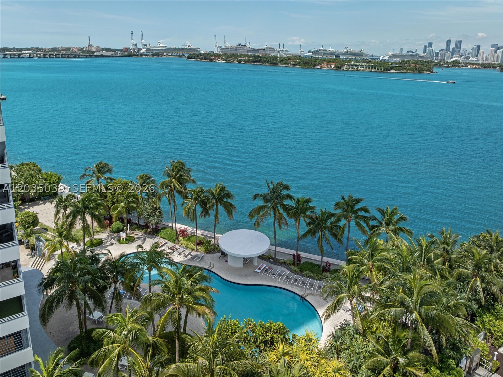 image The Waverly at South Beach46