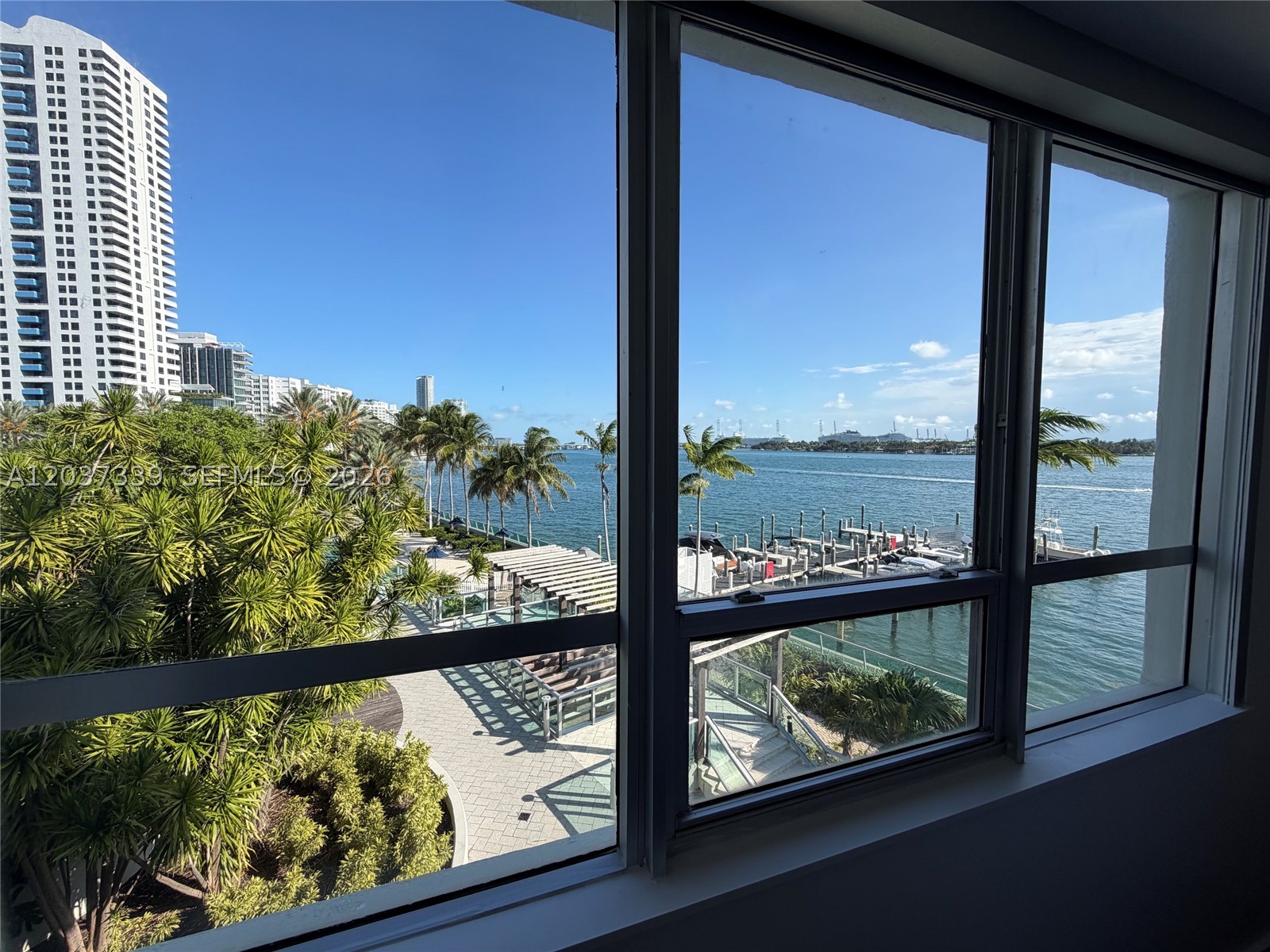 image Flamingo South Beach15