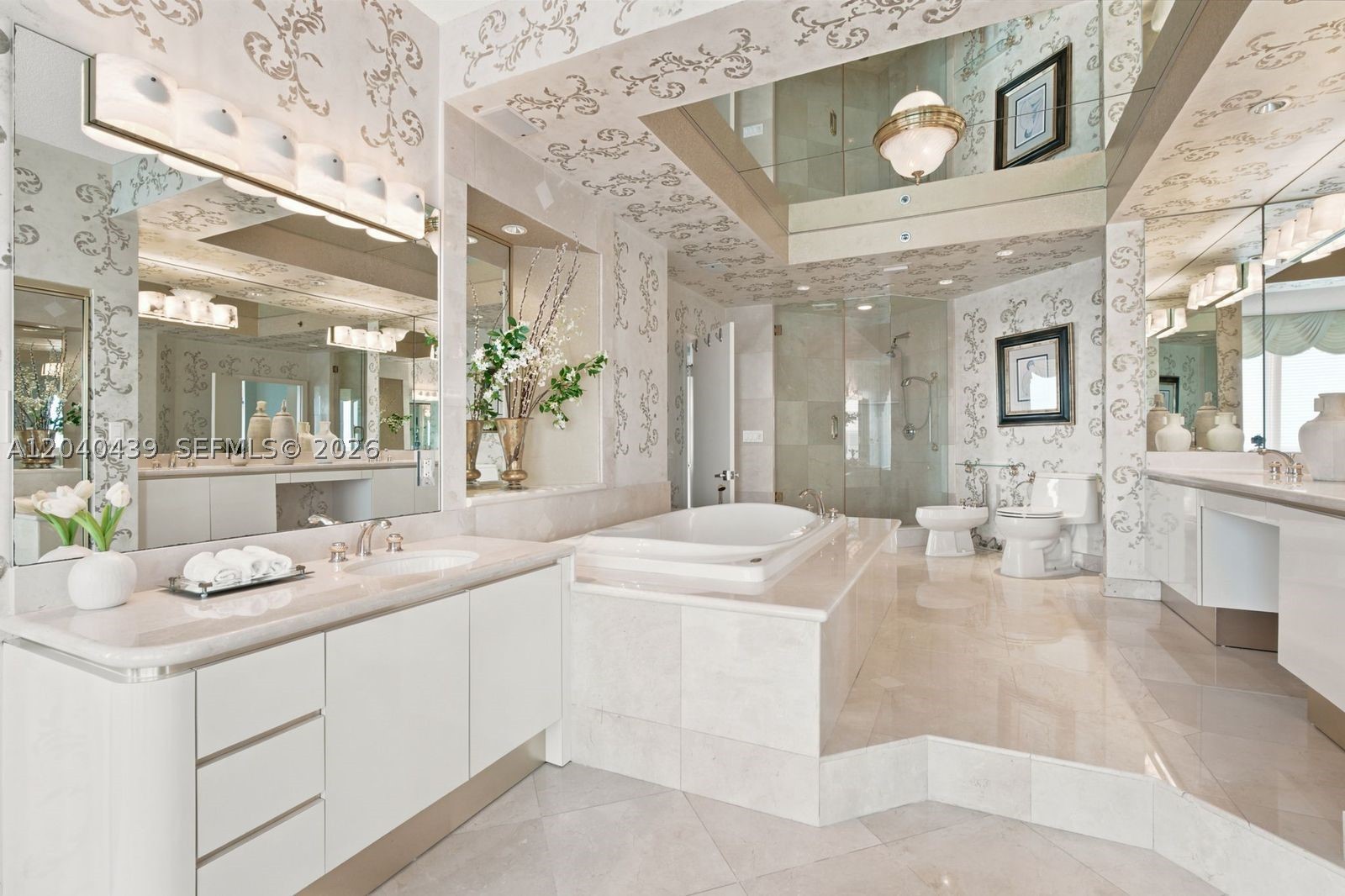 16445 Collins Ave #OS21/26(11B) Sunny Isles Beach, FL 33160