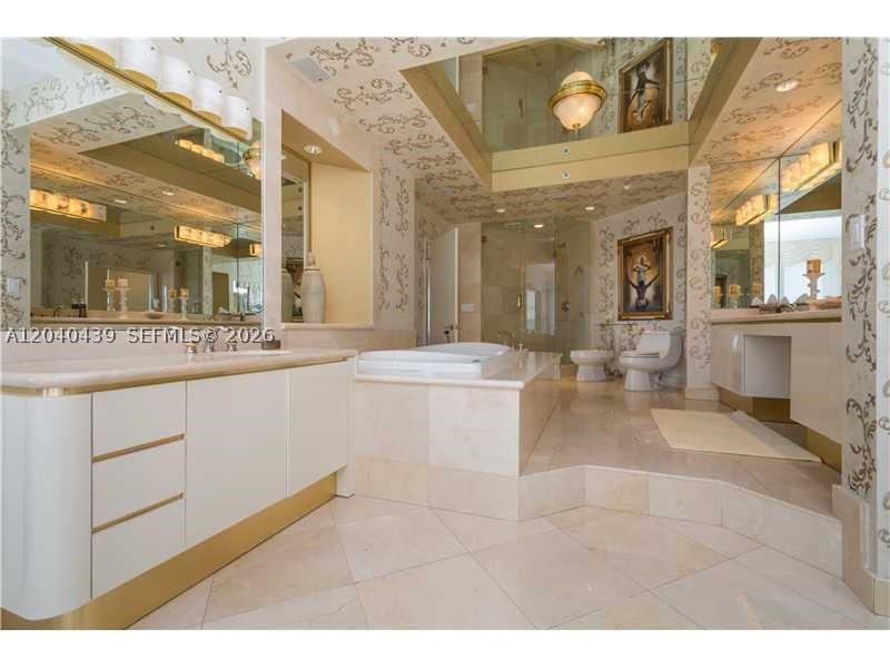 16445 Collins Ave #OS21/26(11B) Sunny Isles Beach, FL 33160