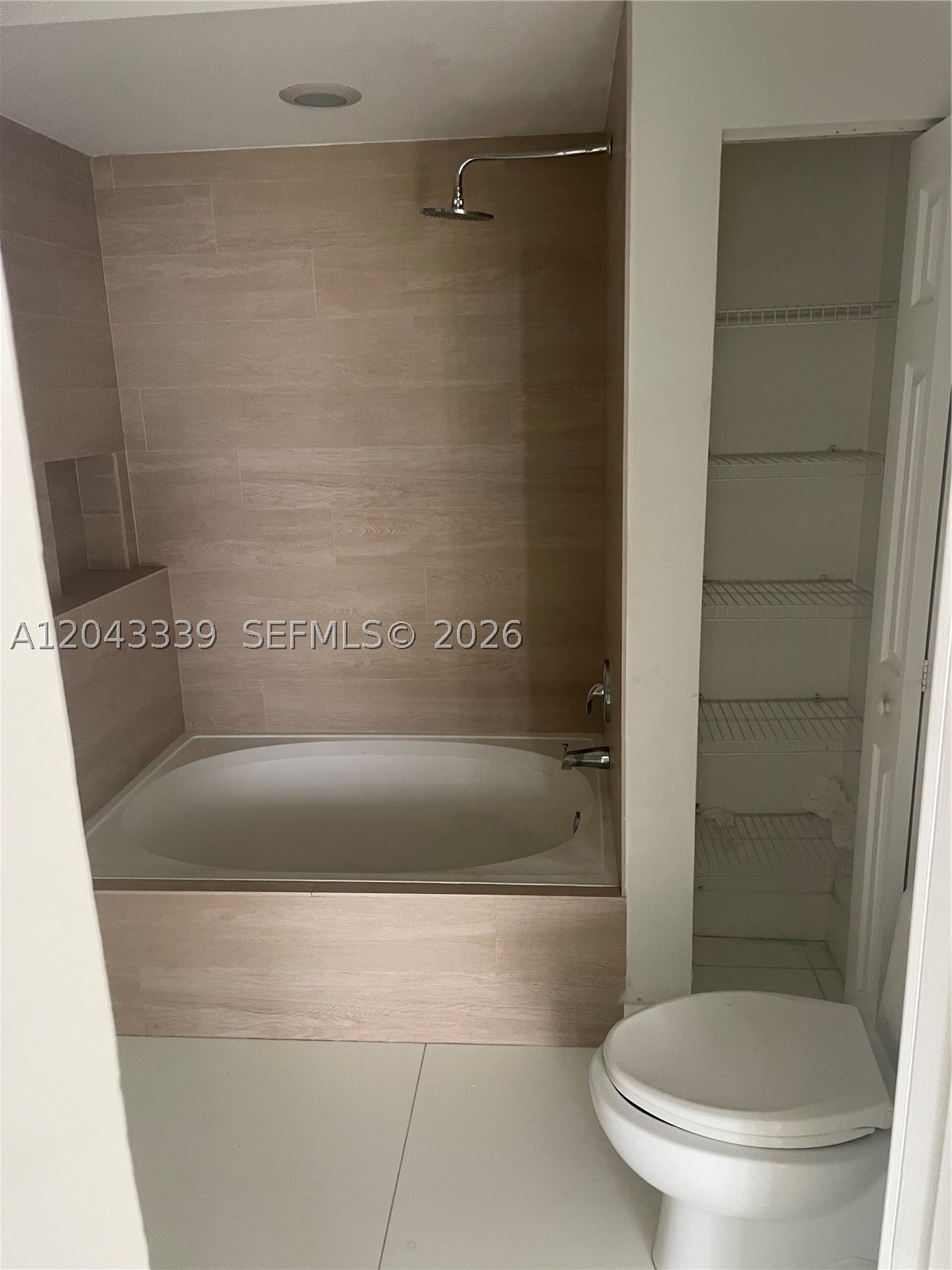 3155 NE 184th St #8105 Aventura, FL 33160