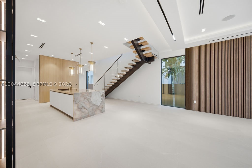 1332 NE 16th Ter Fort Lauderdale, FL 33304