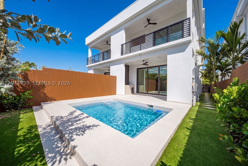 1332 NE 16th Ter Fort Lauderdale, FL 33304