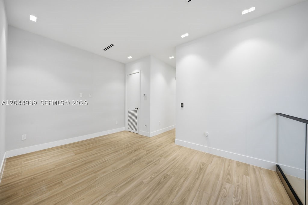 1332 NE 16th Ter Fort Lauderdale, FL 33304