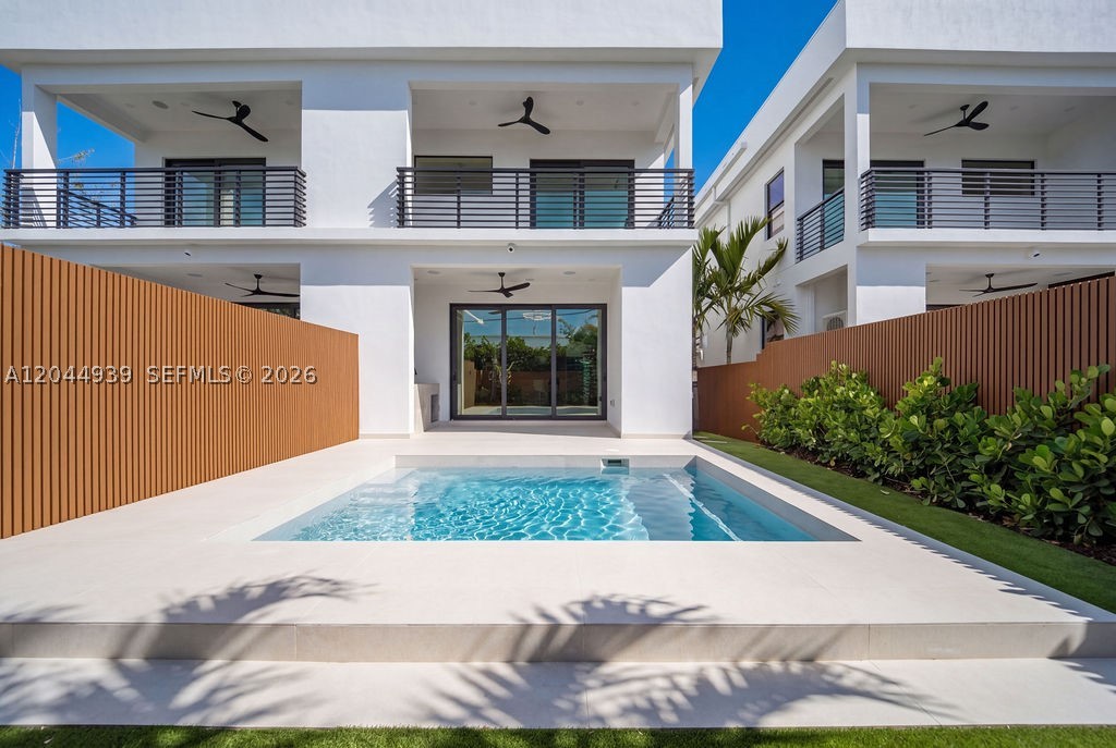 1332 NE 16th Ter Fort Lauderdale, FL 33304