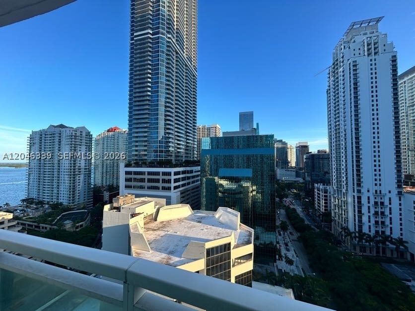 image The Plaza on Brickell West20