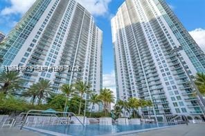 image The Plaza on Brickell West35