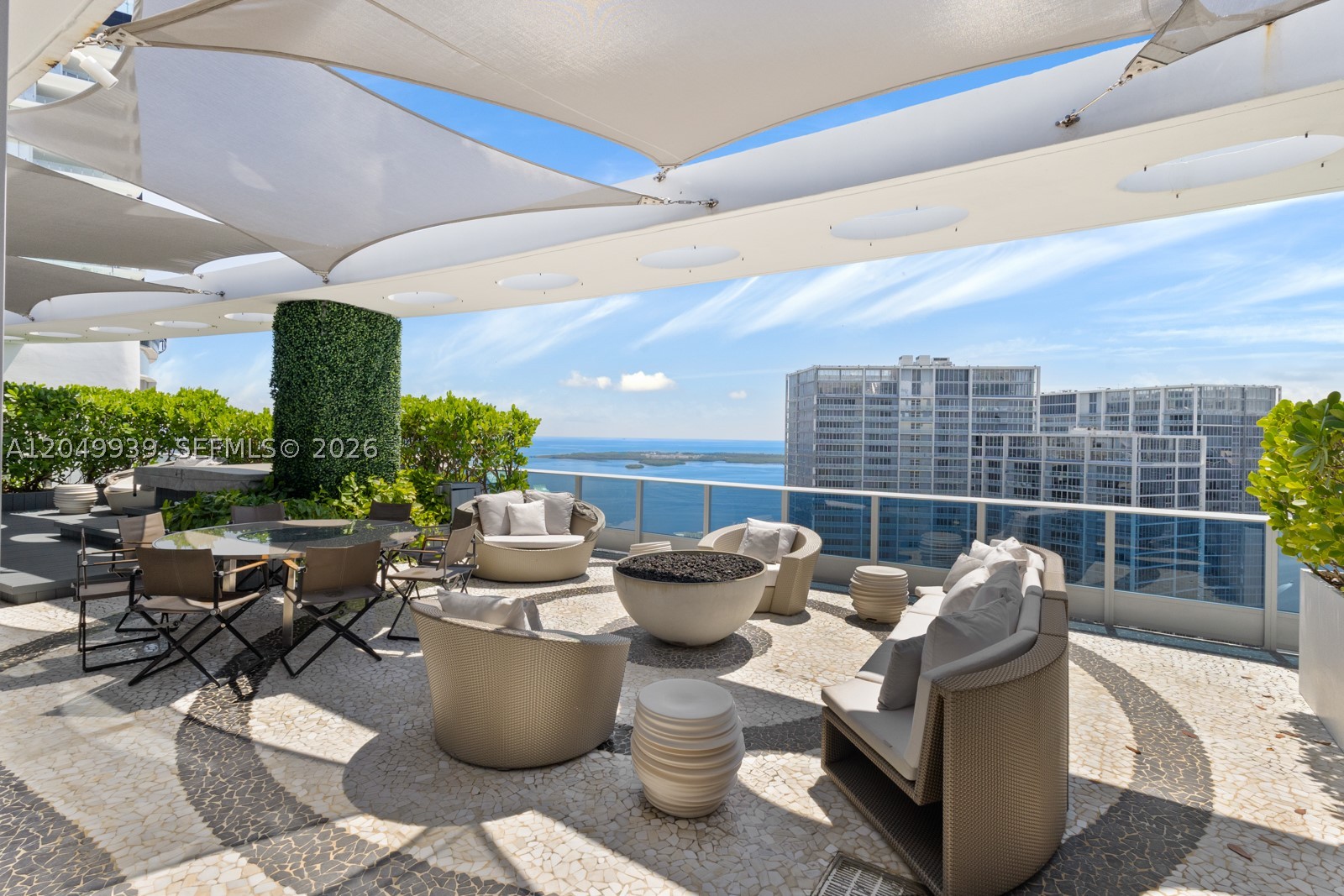 200 Biscayne Blvd Way #PH-5404 Miami, FL 33131