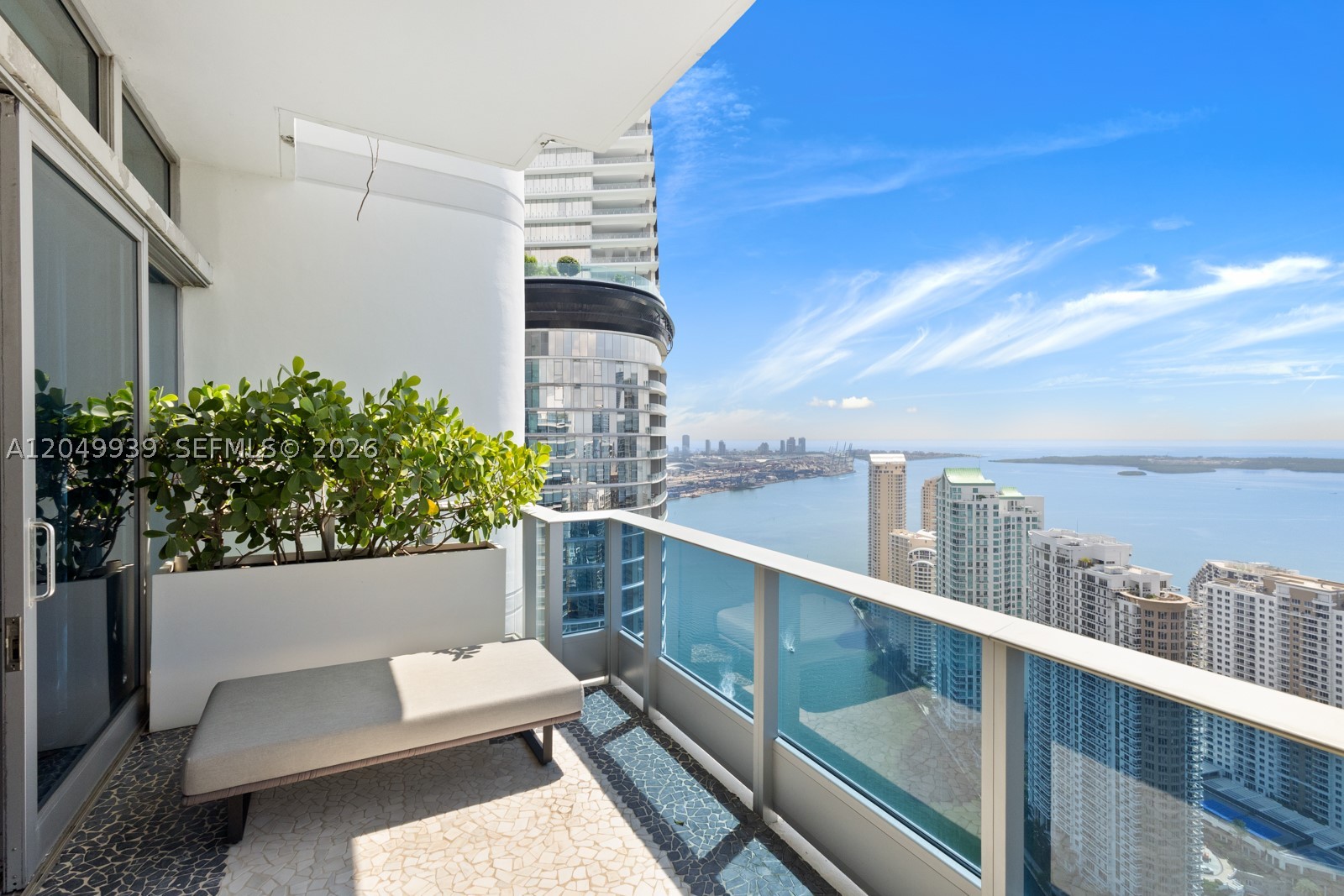 200 Biscayne Blvd Way #PH-5404 Miami, FL 33131