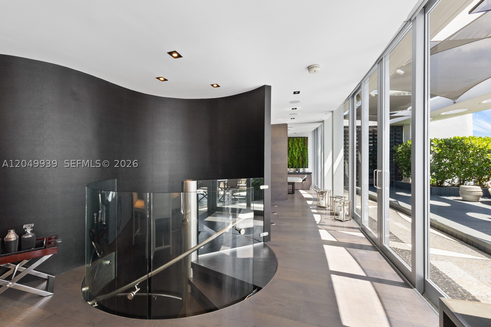 200 Biscayne Blvd Way #PH-5404 Miami, FL 33131