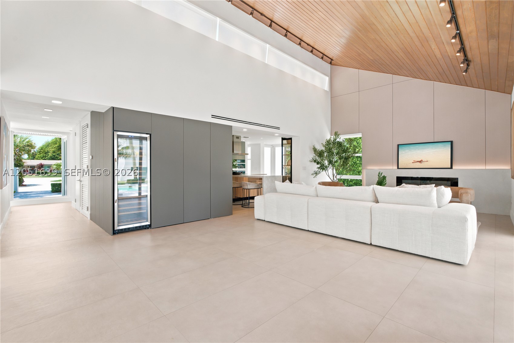10420 SW 64th St Miami, FL 33173