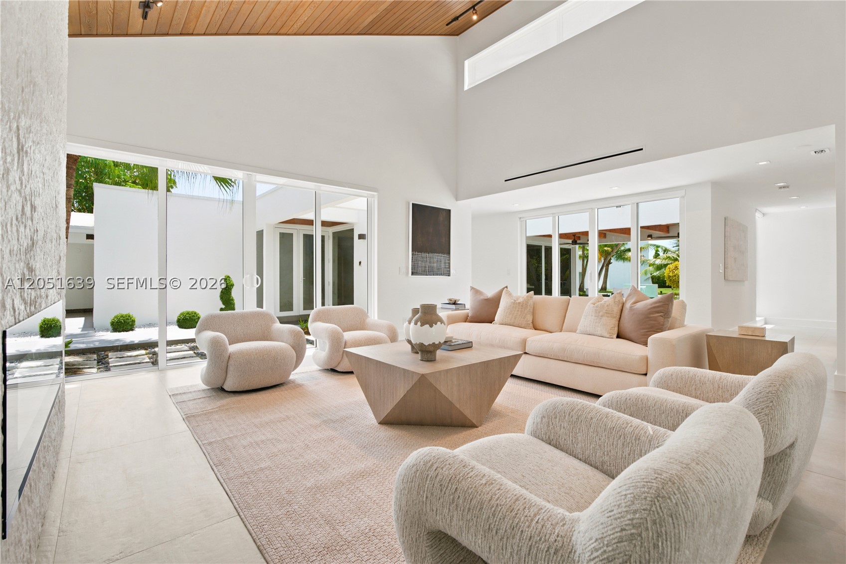 10420 SW 64th St Miami, FL 33173