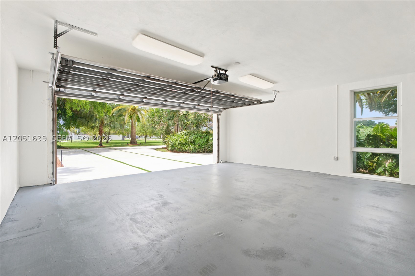10420 SW 64th St Miami, FL 33173