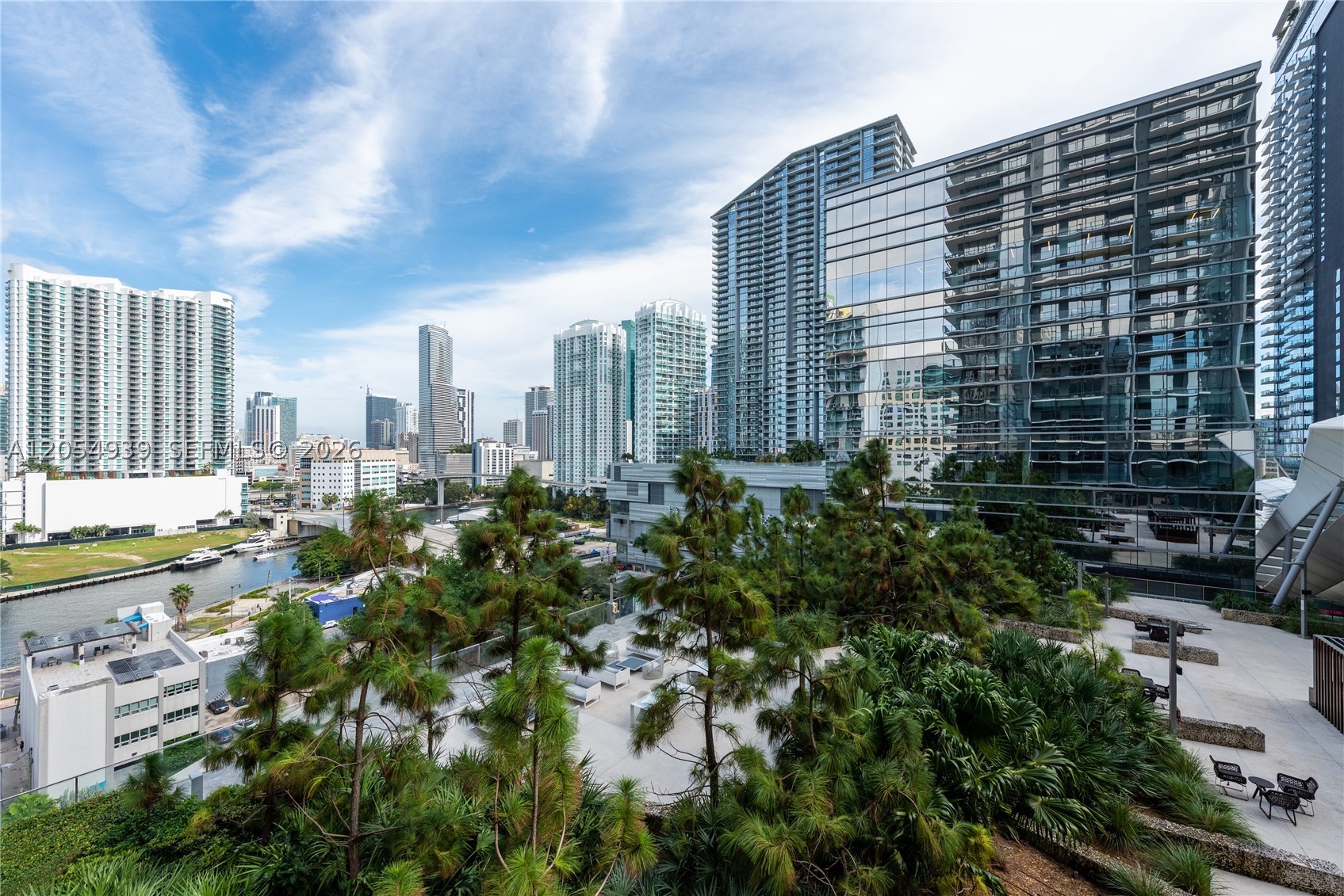 88 SW 7th St #3005 Miami, FL 33130