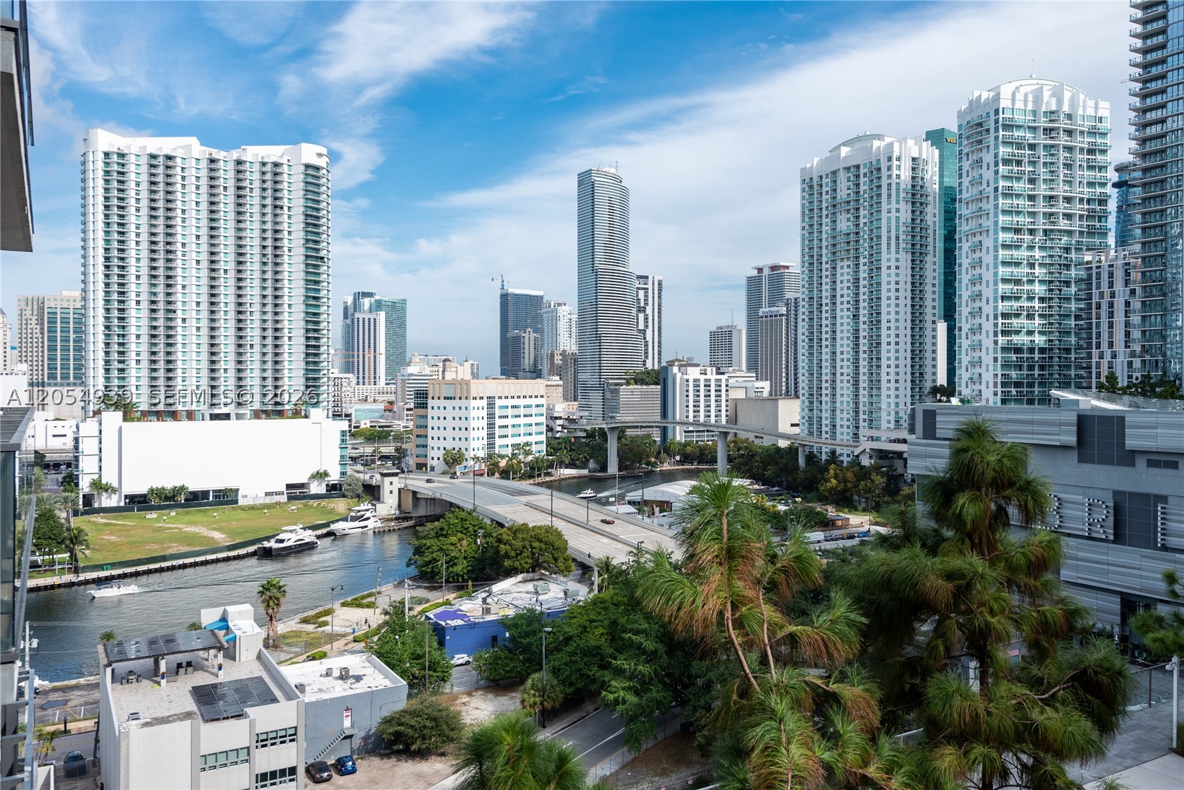 88 SW 7th St #3005 Miami, FL 33130